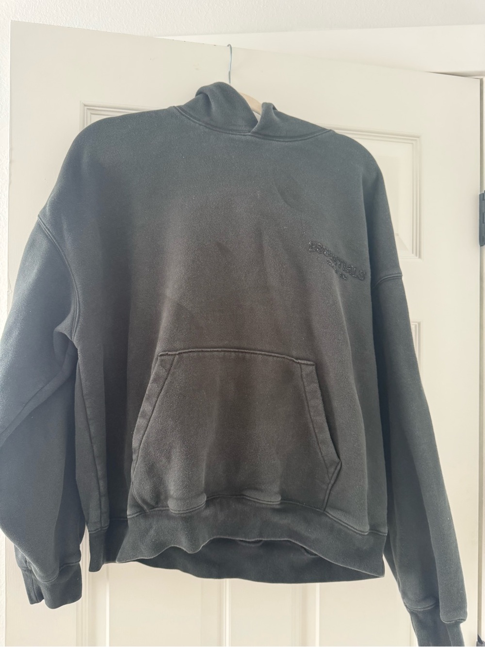 Essentials Men's Crewneck Sweatshirt in Black
